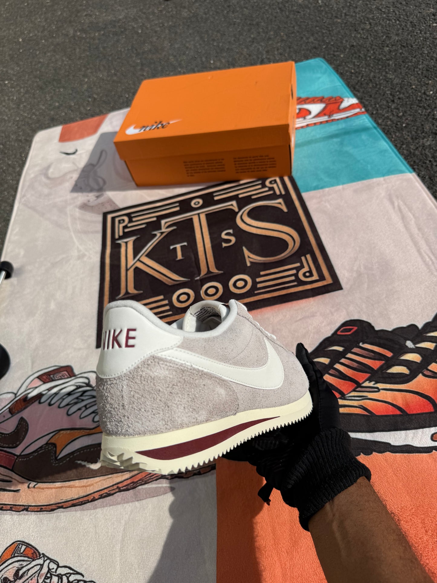 Nike Cortez SE Suede College Grey Dark Team Red Coconut Milk Sail